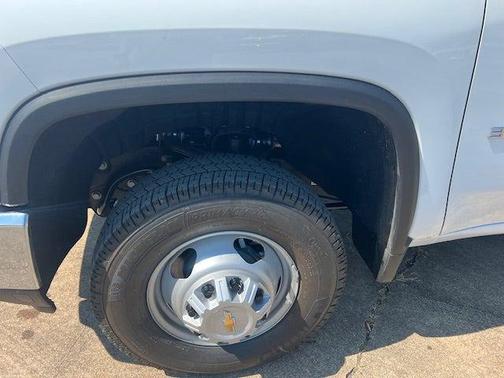 2025 Chevrolet Silverado 3500 WT