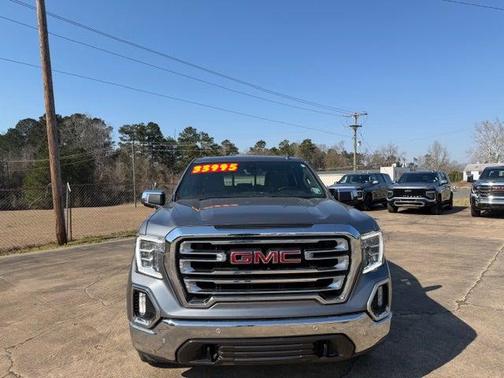 2022 GMC Sierra 1500 SLT