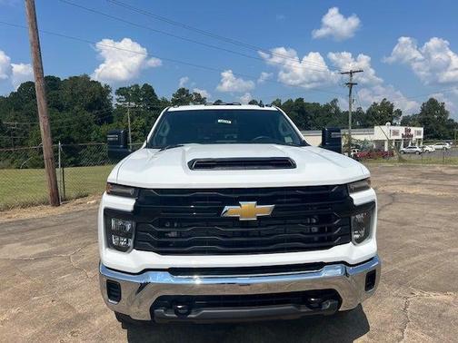 2025 Chevrolet Silverado 3500 WT