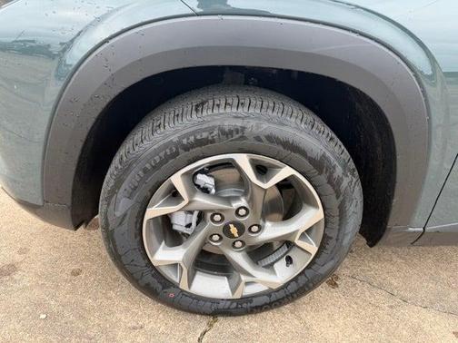 Cypress Gray 2026 Chevrolet Trax LT