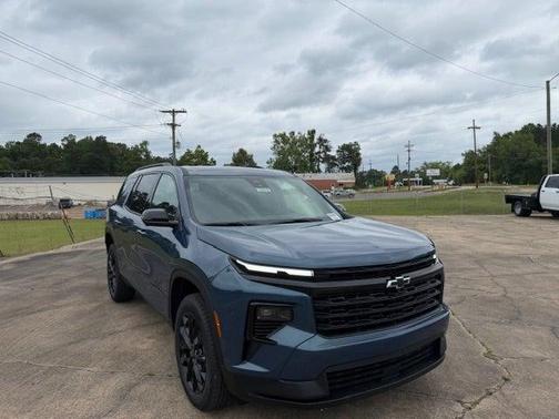 Lakeshore Blue Metallic 2026 Chevrolet Traverse LT