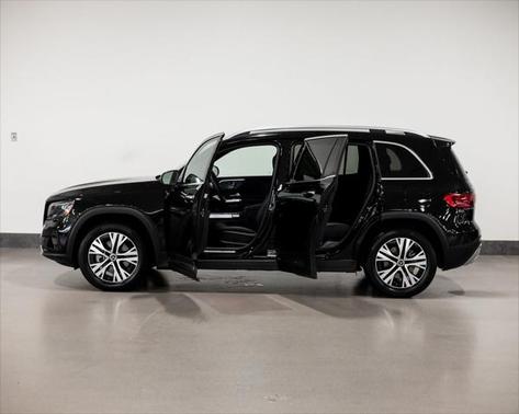 2025 Mercedes-Benz GLB 250 4MATIC