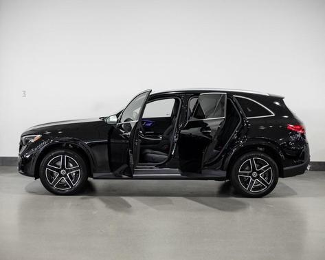 2025 Mercedes-Benz GLC 300 4MATIC