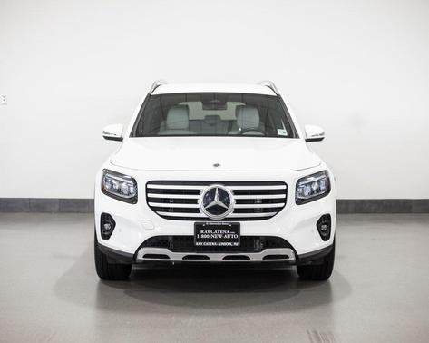 2025 Mercedes-Benz GLB 250 4MATIC