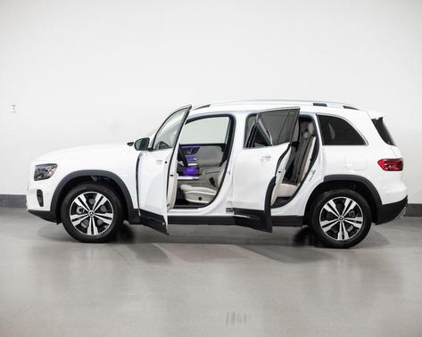 2025 Mercedes-Benz GLB 250 4MATIC