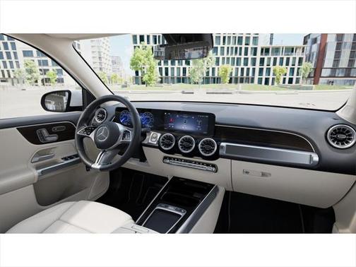 2025 Mercedes-Benz EQB 300 4MATIC