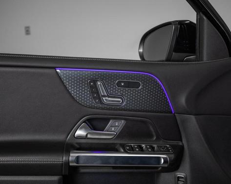 2025 Mercedes-Benz GLB 250 4MATIC