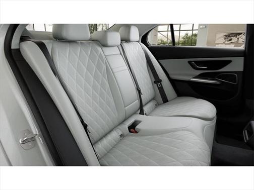 2025 Mercedes-Benz E-Class 4MATIC
