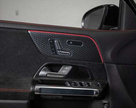 2025 Mercedes-Benz GLB 250 4MATIC