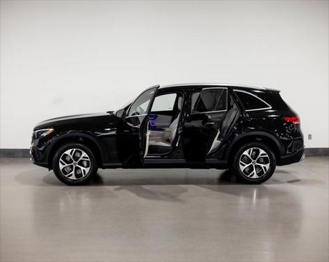 2025 Mercedes-Benz GLC 350e Base