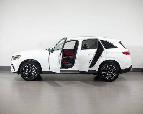 Polar White 2026 Mercedes-Benz GLC 300 4MATIC