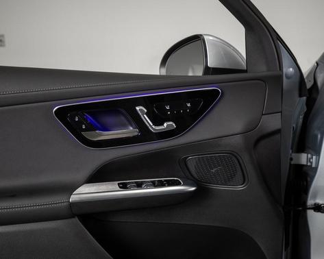 2025 Mercedes-Benz GLC 350e Base