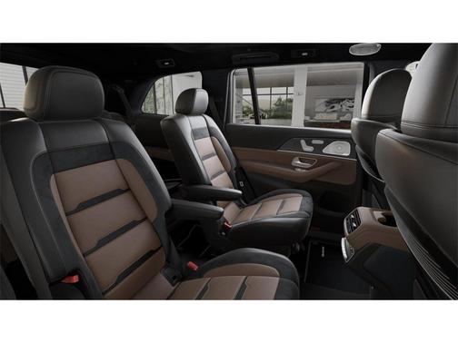 2026 Mercedes-Benz AMG GLS 63 Base