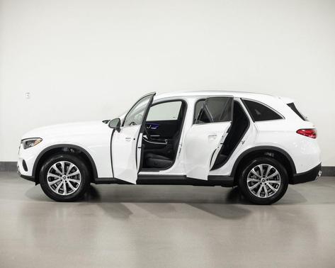 2025 Mercedes-Benz GLC 300 4MATIC