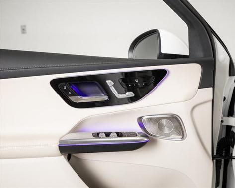 2025 Mercedes-Benz GLC 350e Base