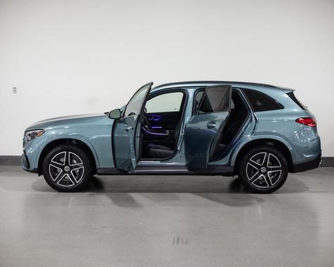 2025 Mercedes-Benz GLC 300 4MATIC