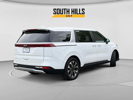 Snow White Pearl 2024 Kia Carnival EX