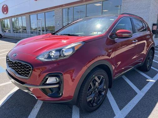 Photo 3 of 30 of 2020 Kia Sportage S