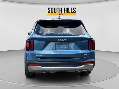 Mineral Blue 2025 Kia Sorento Hybrid EX