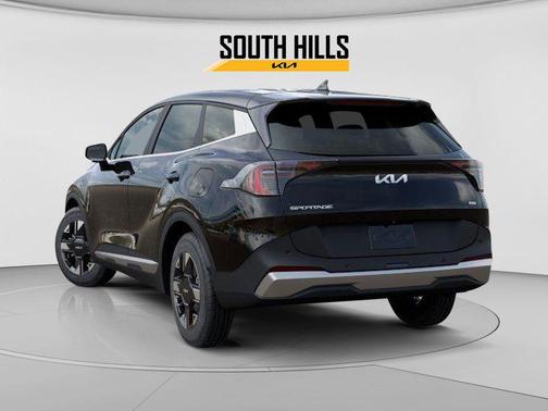 Ebony Black 2026 Kia Sportage LX