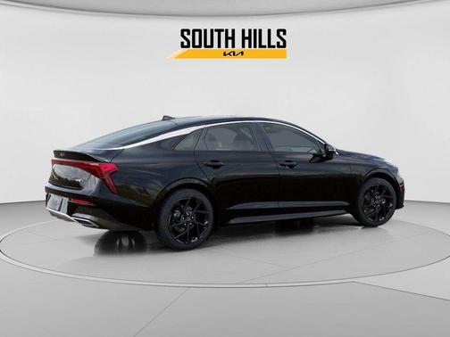 Aurora Black Pearl 2026 Kia K5 GT-Line