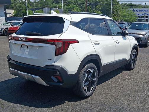 Snow White Pearl 2026 Kia Seltos S