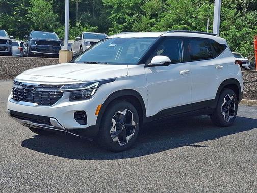 Snow White Pearl 2026 Kia Seltos S