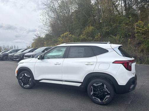 Snow White Pearl 2026 Kia Seltos SX
