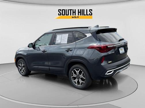 Gravity Gray 2023 Kia Seltos EX