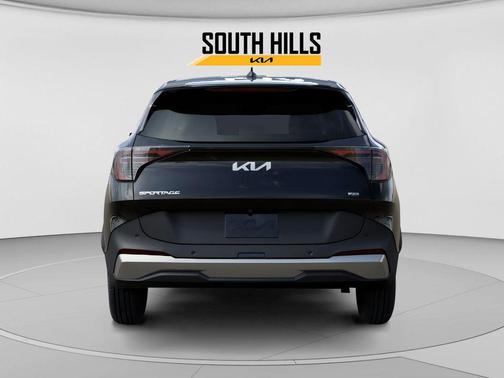 Ebony Black 2026 Kia Sportage LX