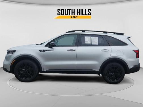 Sparkling Silver 2022 Kia Sorento S