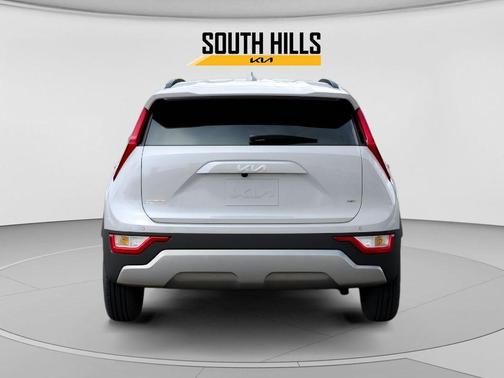 Snow White Pearl 2026 Kia Niro EX