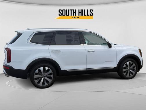 Glacial White Pearl 2021 Kia Telluride S