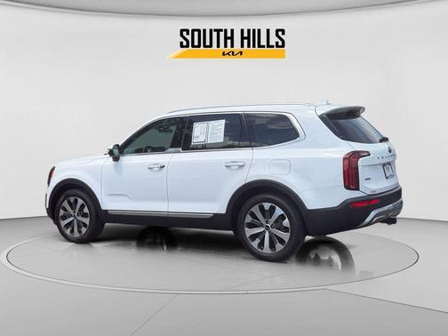 Glacial White Pearl 2021 Kia Telluride S