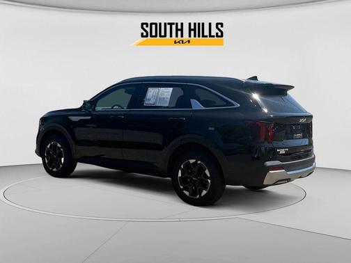 Ebony Black 2025 Kia Sorento S