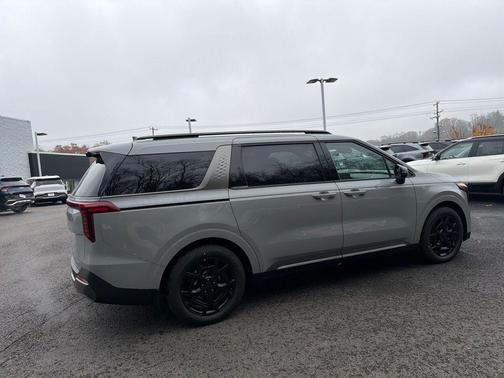 Ceramic Silver 2026 Kia Carnival Hybrid SX PRESTIGE