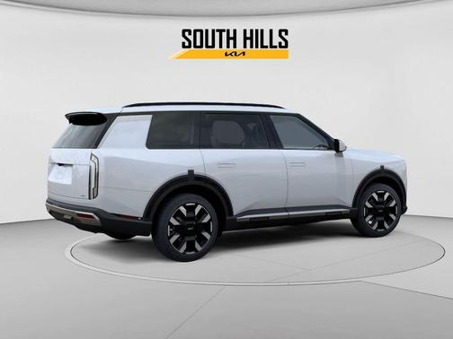 White Pearl 2027 Kia Telluride S
