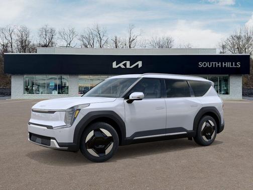 Glacial White Pearl 2026 Kia EV9 Wind