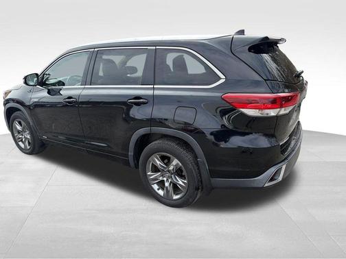 2019 Toyota Highlander Hybrid 