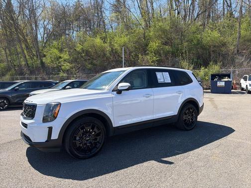 Glacial White Pearl 2022 Kia Telluride EX
