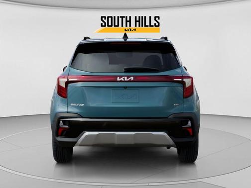 Blue / Black 2026 Kia Seltos S