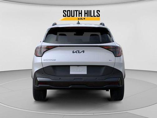 White Pearl 2026 Kia Sportage X-Line