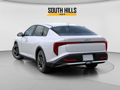 Snow White Pearl 2026 Kia K4 EX
