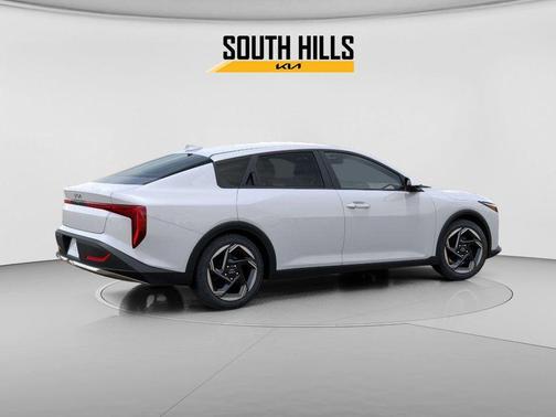 Snow White Pearl 2026 Kia K4 EX