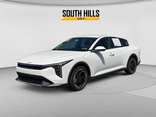 Snow White Pearl 2025 Kia K4 EX