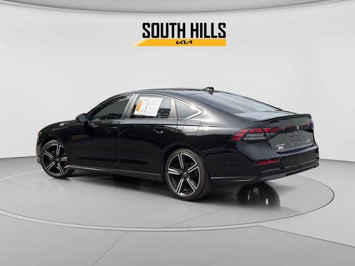Crystal Black Pearl 2023 Honda Accord Hybrid Sport