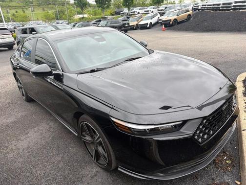 Crystal Black Pearl 2023 Honda Accord Hybrid Sport