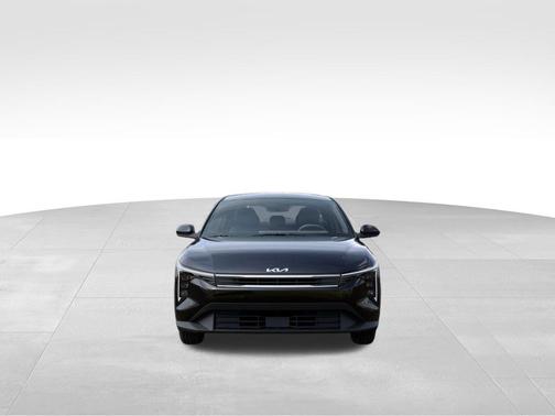 Aurora Black Pearl 2026 Kia K4 LXS