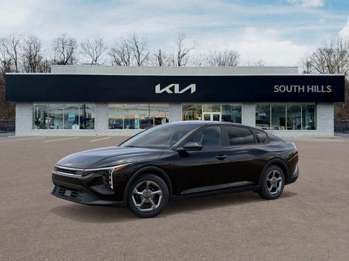 Aurora Black Pearl 2026 Kia K4 LXS