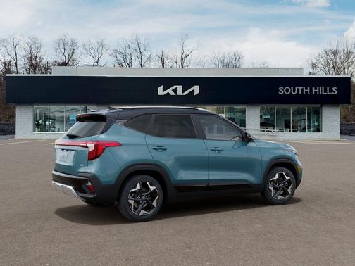 Blue / Black 2026 Kia Seltos S